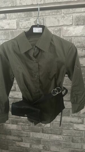 Marine groene blouse met heup tasje