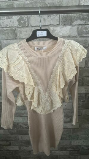 Beige jurk met ruffle