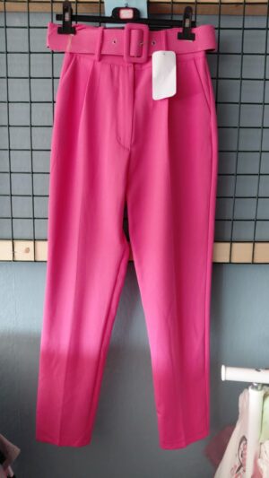 Roze pantalon broek met dikke riem